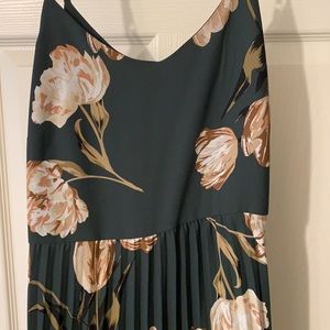 Green mid length dress
